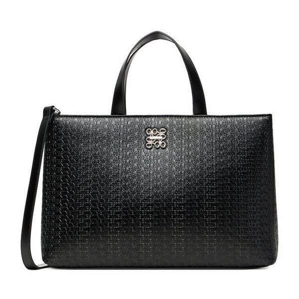 Torebka Nine West. Czarne torebki klasyczne damskie Nine West, bez dodatków. Za 224.99 zł.