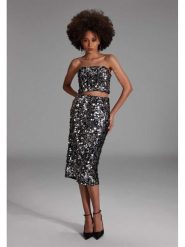 SWING Spódnica w kolorze srebrnym rozmiar: 34. Szare spódnice damskie Swing, bez wzorów, midi. Za 209.82 zł.