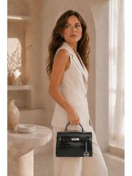 Mia Tomazzi Skórzana torebka "Pascarella" w kolorze czarnym - 26 x 19 x 8 cm rozmiar: onesize. Czarne torebki klasyczne damskie Mia Tomazzi, z materiału, przez ramię, bez dodatków. Za 524.95 zł.