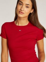 TOMMY JEANS Koszulka w kolorze czerwonym rozmiar: XS. Czerwone bluzki damskie Tommy Jeans, xs, bez wzorów, z jeansu, bez kołnierzyka, bez ramiączek. Za 122.96 zł.