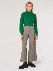 Apricot Sweter w kolorze zielonym rozmiar: M. Zielone swetry klasyczne damskie Apricot, m, ze splotem, bez kołnierzyka. Za 87.81 zł.
