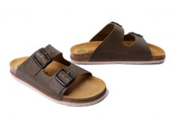 DR. BRINKMANN 700678-07 grun, klapki damskie. Zielone klapki damskie Dr. Brinkmann, bez wzorów, ze skóry, bez obcasa, bez zapięcia. Za 230.93 zł.