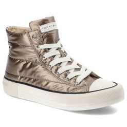 Różowe Trampki Tommy Hilfiger Modne Pikowane Buty Damskie. Czerwone trampki damskie Tommy Hilfiger, bez wzorów, ze skóry ekologicznej, bez zapięcia. Za 319.00 zł.