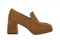 Czółenka Bayla-159 4670 005-P Rudy Welur 159107, Skóra naturalna - 36. Brązowe czółenka damskie Bayla, bez wzorów, ze skóry, bez obcasa, na platformie. W wyprzedaży za 224.10 zł.