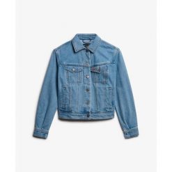 Kurtka dżinsowa damska z wzorem Superdry. Niebieskie kurtki damskie Superdry, bez wzorów, bez kaptura. W wyprzedaży za 478.15 zł.