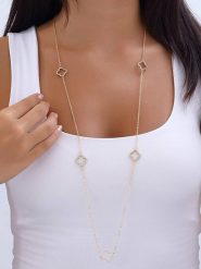 Luja Bijoux Pozłacany naszyjnik z cyrkoniemi i elementem ozdobnym rozmiar: onesize. Żółte naszyjniki damskie Luja Bijoux, z cyrkonią, metalowe. Za 79.03 zł.
