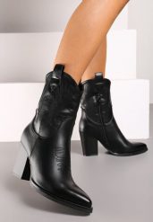 Czarne Botki Kowbojki na Obcasie z Haftem Merista. Czarne botki damskie Born2be, z jeansu, eleganckie, bez obcasa, na obcasie, bez zapięcia. Za 79.99 zł.