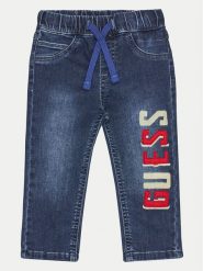 Guess Jeansy I4BA00 D4CA0 Granatowy Relaxed Fit. Niebieskie jeansy chłopięce Guess, z bawełny. Za 109.99 zł.