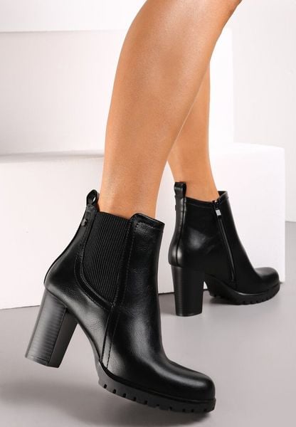 Czarne Botki na Słupku z Elastyczną Wstawką Opozja. Czarne botki damskie Renee, bez obcasa, na obcasie, bez zapięcia. Za 109.99 zł.