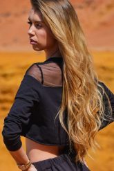 Czarna Krótka Bluza z Siateczkowymi Wstawkami. Czarne bluzy damskie Infinite You, l, bez wzorów, z bawełny, bez kaptura. Za 174.90 zł.