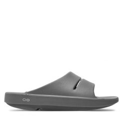 Klapki OOfos. Szare klapki damskie oofos, bez wzorów, bez obcasa, bez zapięcia. Za 209.99 zł.