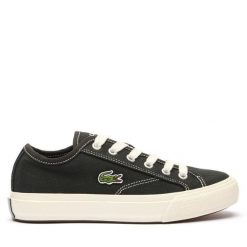Tenisówki Lacoste. Czarne trampki damskie Lacoste, bez wzorów, bez zapięcia. Za 259.99 zł.