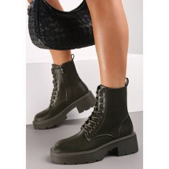Zielone Botki Workery na Grubej Podeszwie Savoy. Zielone botki damskie Renee, z jeansu, z okrągłym noskiem, bez obcasa, na płaskiej podeszwie, bez zapięcia. Za 179.99 zł.