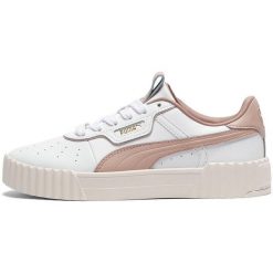 Damskie Sneakers Puma Carina 3.0 Luxe. Białe obuwie sportowe damskie Puma, ze skóry, bez zapięcia, na fitness i siłownię. Za 490.00 zł.