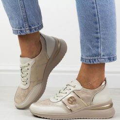 Beżowe skórzane sneakersy damskie Vinceza 41446. Brązowe obuwie sportowe damskie VINCEZA, na jesień, z jeansu, bez zapięcia, trekkingowe. Za 209.00 zł.