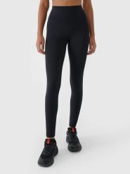 4F Legginsy sportowe w kolorze czarnym rozmiar: S. Czarne legginsy damskie 4F, s, bez wzorów, z materiału, z podwyższonym stanem, outdoorowe. Za 99.95 zł.