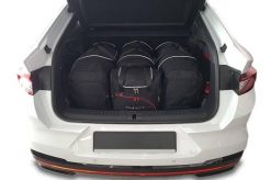 Torby Do Bagażnika Skoda Enyaq Iv Coupe Ev 2022+ 4Szt Kjust. Czarne torby podróżne KJUST, bez wzorów, z kauczuku. Za 1,350.00 zł.