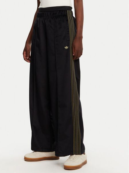 Adidas Spodnie dresowe Velour JI5755 Czarny Regular Fit. Czarne spodnie dresowe damskie Adidas, xl, bez wzorów, z dresówki. Za 249.99 zł.