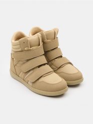 Trampki za kostkę z imitacji zamszu - beżowy. Brązowe trampki damskie Sinsay, bez wzorów, za kostkę, bez zapięcia. Za 89.99 zł.