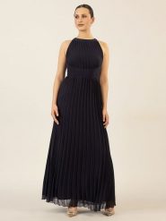 APART Sukienka w kolorze granatowym rozmiar: 34. Niebieskie sukienki damskie Apart, bez wzorów, bez ramiączek. Za 191.88 zł.