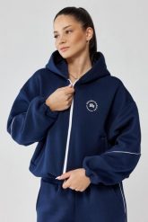Damska bluza sportowa oversize Rough Radical Trip Hoodie Zip. Czerwone bluzy damskie ROUGH RADICAL, l, bez wzorów, z bawełny, z kapturem. Za 169.99 zł.