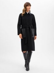 Marc Cain płaszcz wełniany Kobiety Wełna czarny, 42. Czarne płaszcze damskie Marc Cain, bez wzorów, z wełny, bez kaptura. Za 3,449.95 zł.