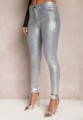 Srebrne Jeansy Push Up z Metalicznym Połyskiem Lireni. Szare jeansy damskie Renee. Za 59.99 zł.