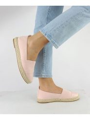 Foreverfolie Espadryle w kolorze jasnoróżowym rozmiar: 37. Różowe espadryle damskie Foreverfolie, bez wzorów, bez obcasa. Za 66.81 zł.