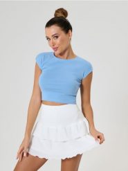 Bawełniana koszulka basic - niebieski. Niebieskie koszulki damskie Sinsay, l, bez wzorów, z bawełny, bez kołnierzyka, bez ramiączek. W wyprzedaży za 9.99 zł.