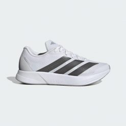 Buty Duramo RC2 Running. Białe obuwie sportowe damskie Adidas, bez zapięcia, do biegania. Za 219.00 zł.