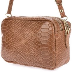 Taupe Skórzana Listonoszka Damska Włoska Croco Kuferek Beltimore P12. Brązowe kuferki damskie bez wzorów, z jeansu, na ramię, małe, bez dodatków. Za 134.99 zł.