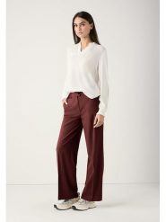 More & More Bluzka w kolorze białym rozmiar: 38. Białe bluzki damskie More & More, bez wzorów, bez kołnierzyka, bez ramiączek. Za 148.26 zł.