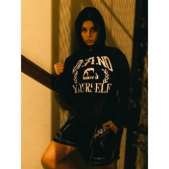 MANTO bluza z kapturem DEFEND czarna. Czarne bluzy damskie MANTO, bez wzorów, z kapturem. Za 249.00 zł.