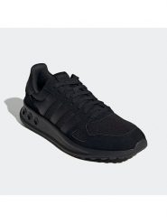 Adidas Sneakersy "Run 84" w kolorze czarnym rozmiar: 44. Czarne obuwie sportowe damskie Adidas, z materiału, bez zapięcia. Za 179.64 zł.