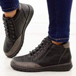 Czarne botki damskie Potocki 90347. Czarne botki damskie POTOCKI, na jesień, z jeansu, eleganckie, z okrągłym noskiem, bez obcasa, na płaskiej podeszwie, bez zapięcia. Za 169.00 zł.