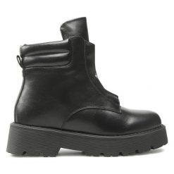 Botki Jenny Fairy. Czarne botki damskie Jenny Fairy, bez obcasa, na płaskiej podeszwie, bez zapięcia. Za 199.99 zł.