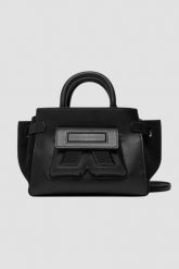 KARL LAGERFELD Czarna damska torebka Ikon/k Sm Tote. Czarne torebki klasyczne damskie KARL LAGERFELD, ze skóry, duże, zamszowe, bez dodatków. W wyprzedaży za 1,369.99 zł.