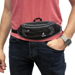 Nerka saszetka na dokumenty pieniądze Deuter Neo Belt. Czarne nerki i saszetki damskie Deuter, bez wzorów, z neoprenu. Za 109.73 zł.