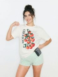 Piżama dwuczęściowa z nadrukiem pomidora - kremowy. Białe piżamy damskie Sinsay, bez wzorów, bez ramiączek. Za 49.99 zł.