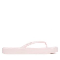 Japonki Crocs. Czerwone klapki damskie Crocs, bez wzorów, bez obcasa, bez zapięcia. Za 179.99 zł.