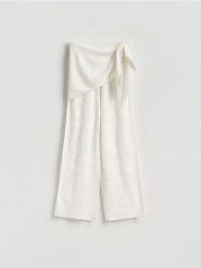 Spodnie z chustą - kremowy. Białe chusty damskie Reserved, bez wzorów, z dzianiny. Za 159.99 zł.