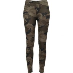 Damskie klasyczne legginsy miejskie skinny. Brązowe legginsy damskie Urban Classics, bez wzorów. Za 105.50 zł.