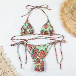 Bikini ze sznureczkami szybkoschnące na plażę i basen Gema. Bikini Intica, bez wzorów, z materiału. Za 149.00 zł.