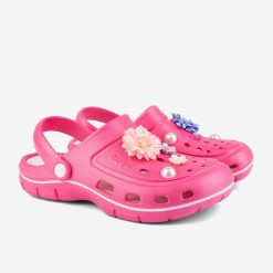Damskie klapki Coqui mule różowe 36. Czerwone klapki damskie Coqui, bez wzorów, bez obcasa, bez zapięcia. Za 133.99 zł.