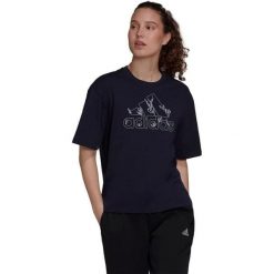 Koszulka turystyczna damska Adidas Soft Floral. Niebieskie bluzki damskie Adidas, bez wzorów, z bawełny, casualowe, bez kołnierzyka, bez ramiączek. Za 92.00 zł.