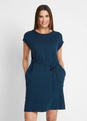 Sukienka T-shirtowa z czystej bawełny. Niebieskie sukienki damskie bonprix, bez wzorów, z bawełny, bez ramiączek. Za 64.99 zł.
