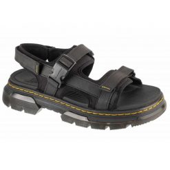 Sandały Dr. Martens Forster Ii Sandals DM31560001 czarne. Czarne sandały damskie bez wzorów, z materiału, bez obcasa, na platformie, bez zapięcia. Za 782.03 zł.