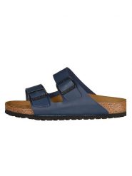 Birkenstock Klapki "Arizona" w kolorze granatowym rozmiar: 40. Niebieskie klapki damskie Birkenstock, bez wzorów, z otwartym noskiem, bez obcasa, bez zapięcia. Za 346.99 zł.