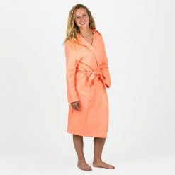 Szlafrok na basen damski Watko Compact z mikrofibry. Niebieskie szlafroki damskie NABAIJI, bez wzorów, z materiału, z kapturem. Za 89.99 zł.