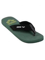 Arena Japonki w kolorze oliwkowo-czarnym rozmiar: 48. Brązowe klapki damskie Arena, bez wzorów, z tkaniny, z otwartym noskiem, bez obcasa, bez zapięcia. Za 56.99 zł.